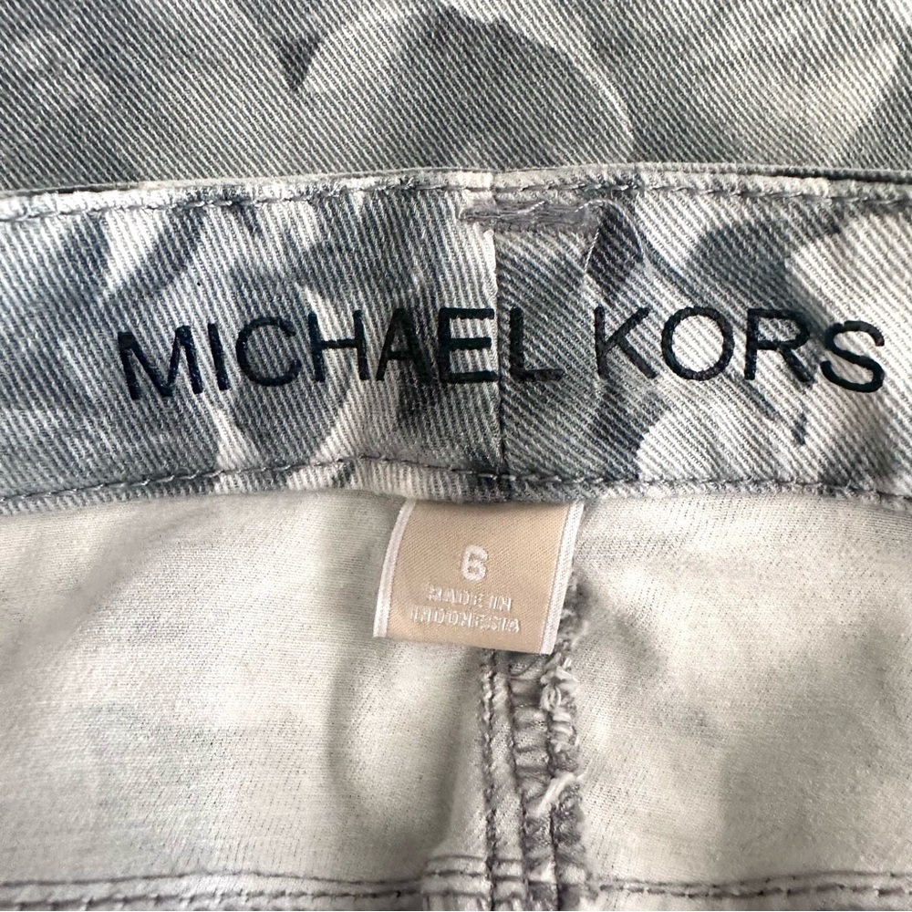 Michael Kors Gray Floral Patterned Denim Skinny Jeans Size 6 - Picture 5 of 7